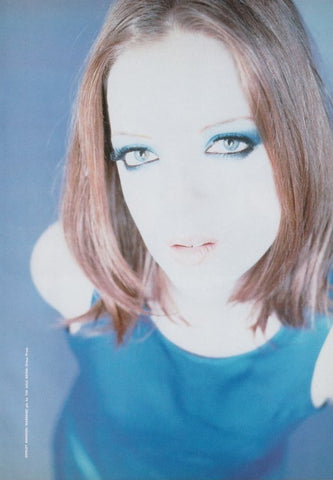 Garbage 1996/08 Japanese music press cutting clipping - photo pinup - shirley manson