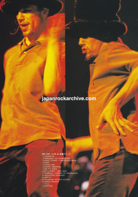 Jamiroquai 1997/03 Japanese music press cutting clipping - photo pinup - on stage in Japan